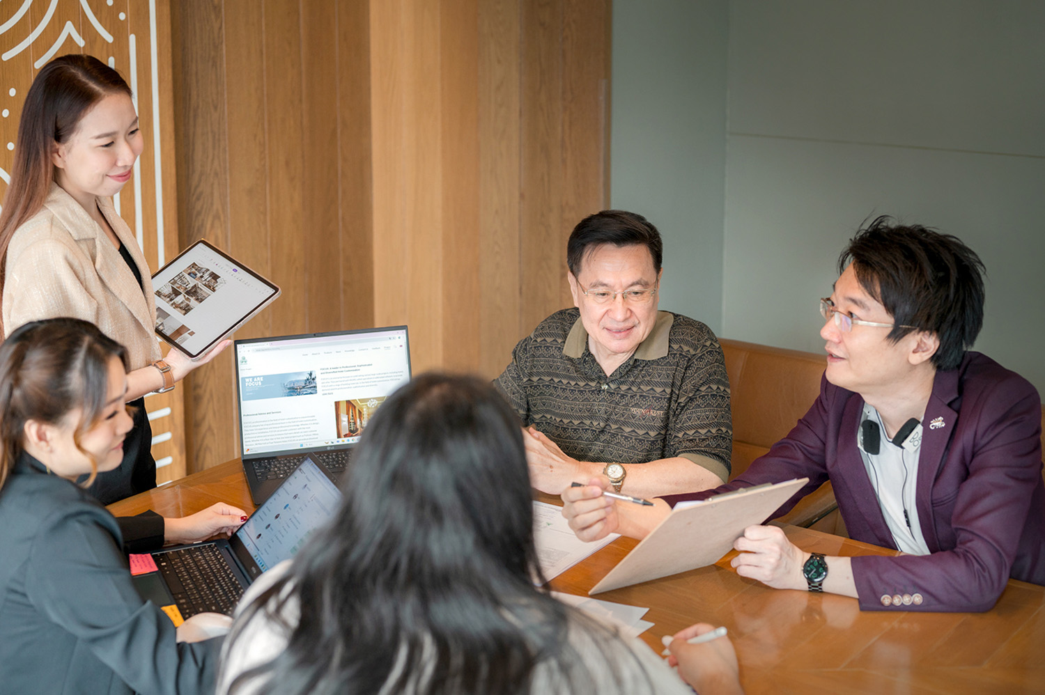 ที่ปรึกษา Bubulaalaa ประชุมวิเคราะห์ผู้ผลิตจีน เพื่อบริการหาโรงงานจีนแบบ Factory Sourcing และคัดกรองเทรดเดอร์ออกจากซัพพลายเชน