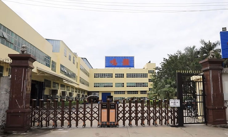 โรงงานผลิตห้องเก็บไวน์และอุปกรณ์ต่าง ๆ